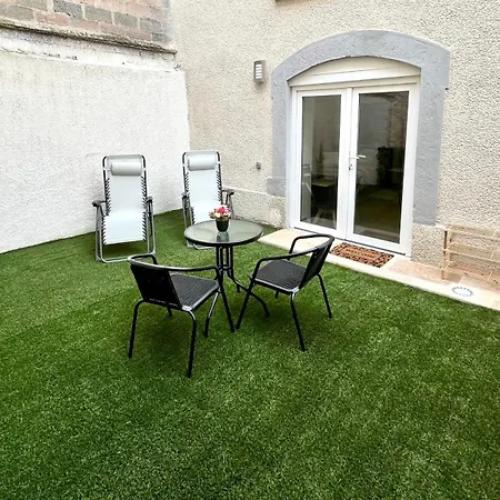 L'oasis De La Pyramide Apartman *